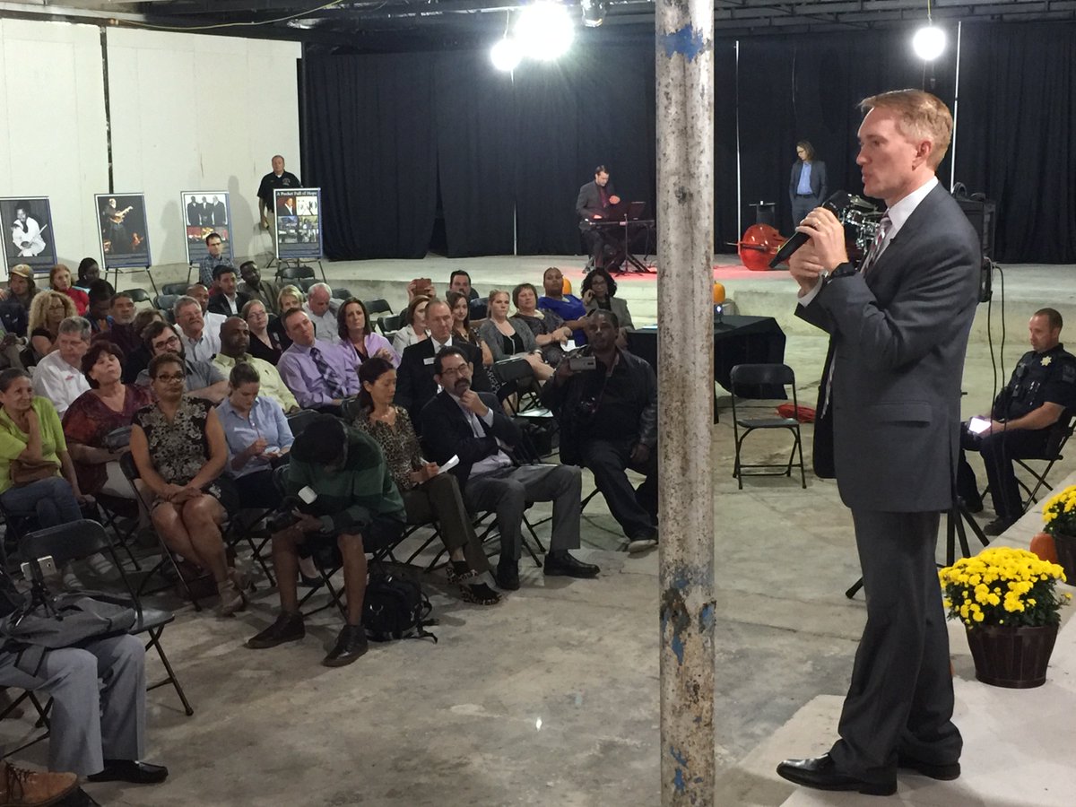 Russell Mills tweet media