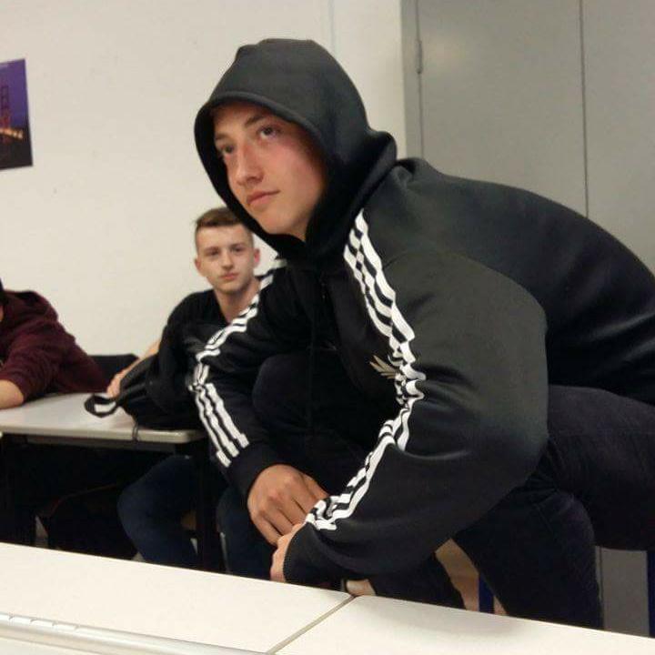 PedroMadaire_'s tweet photo. #NouvellePhotoDeProfil #trueslav https://t.co/uxhUjGRwve