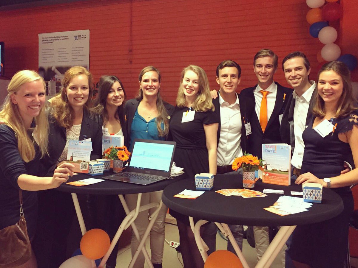 EPSAAC2018's tweet photo. Last week the RC enjoyed an interesting day at the congress of the Royal Dutch Pharmacists Association! Thanks @KNMP for this great day! https://t.co/Devaszidl9