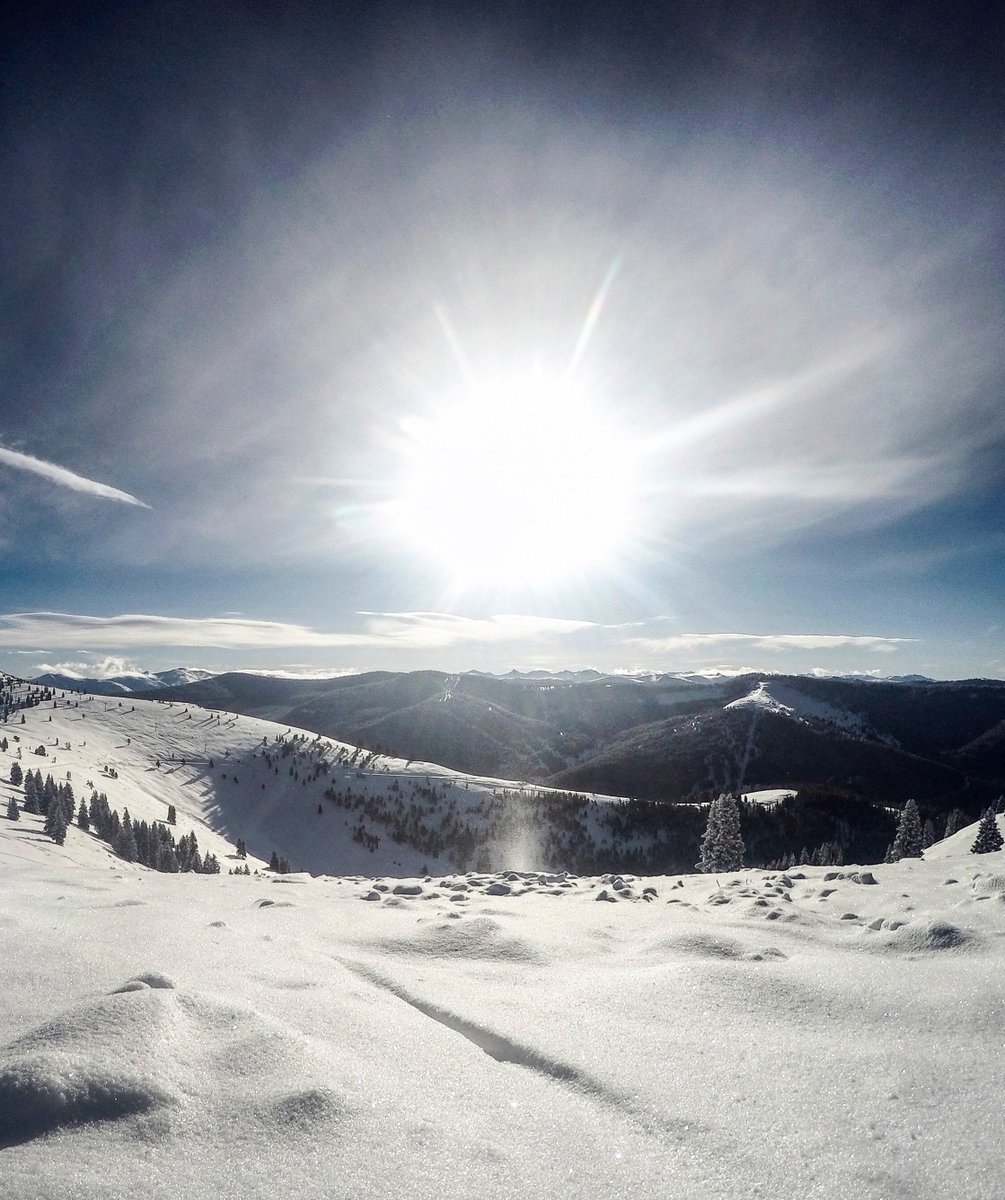 vailmtn's tweet photo. The countdown is on. Only one month until opening day! #Vail #GoPro https://t.co/baYpTGVTqy