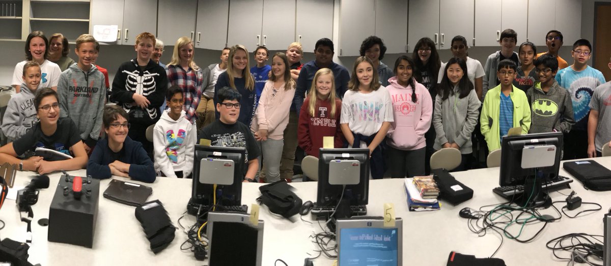 RennaTech's tweet photo. This gang of MS Trojan Tech Team kiddos are aiming to the sky with their goals this year! #psdttt #sparkland #learningwithdrones https://t.co/6mhoARL6Jm