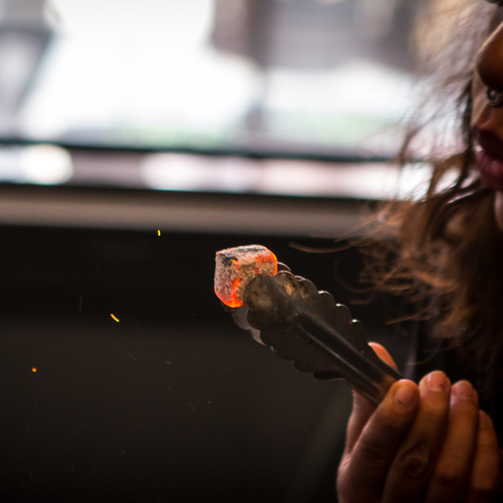 CharcoFlare's tweet photo. Who else hates the bad odors and taste that some coals give you? https://t.co/ZVreLkQax4