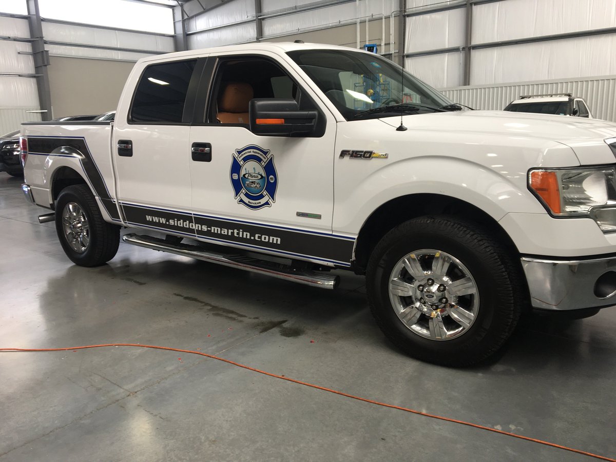 OnSiteDecals's tweet photo. Peel and remark of an F150 for @SiddonsMartin https://t.co/tyowW2SUxS