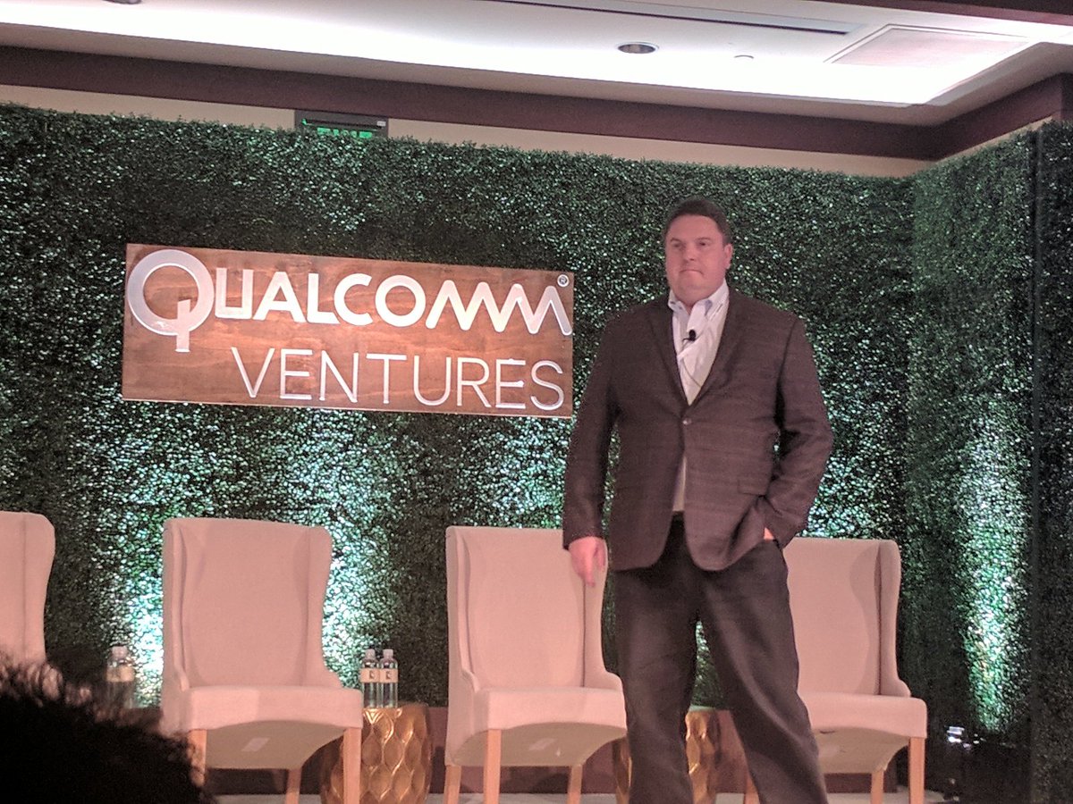 vmealer's tweet photo. "We are committed to accelerating the future!" @Qualcomm  EVP of Technology @GrobMatt  keynote at @QualcommVenture  #ceosummit2017 https://t.co/kUWlTh5H1e