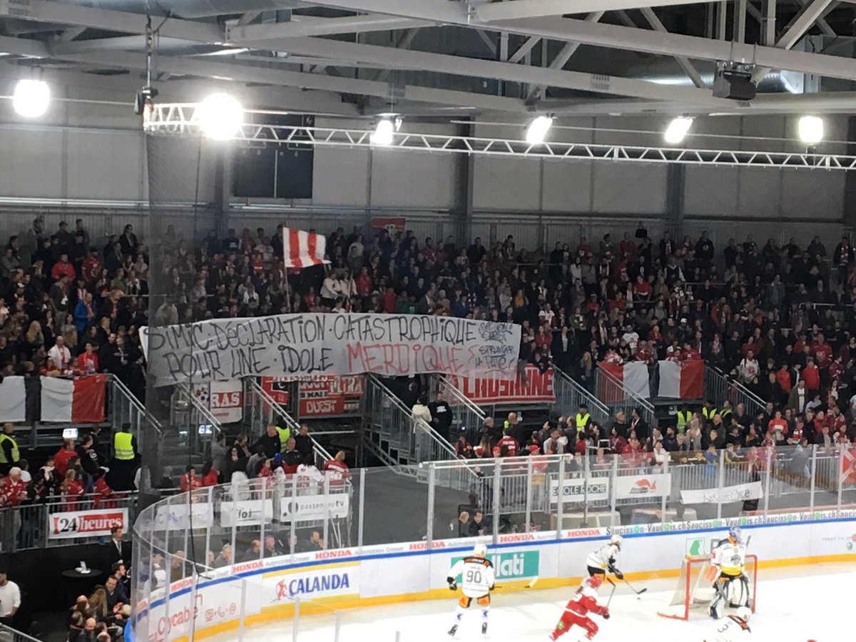 jeromereynard's tweet photo. Le gamin a 18 ans... Complètement inutile... #LHC #Simic #Sprunger https://t.co/nl3fy9cS9W