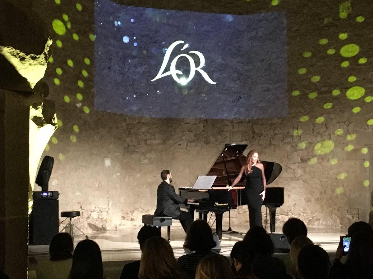 CasasEnric's tweet photo. #concierto #conventdelsangels #Lorespresso #Ainhoarteta @HavasSpain https://t.co/ej9JumITZH