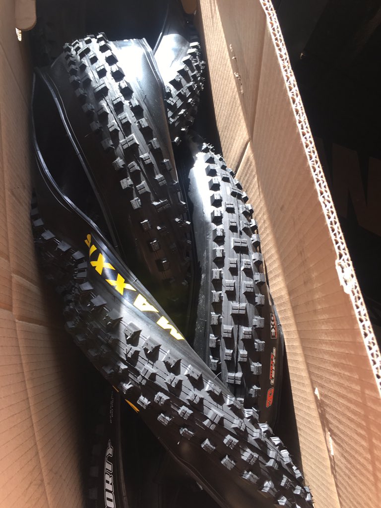 racecocyclesuk's tweet photo. @pauljed72 @RollsyMTB @Maxxis_Tyres Fresh stock now in! https://t.co/gVnauTJdVm