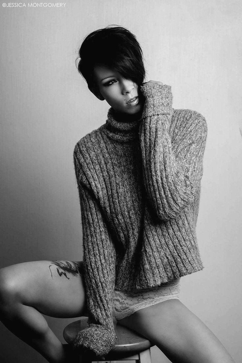 TashaTusler's tweet photo. #greyscape 📷- @jpmontgomery #tashatuslermodel #jessicamontgomery #dreamteam #besties #beautiful #gorgeous #loveit #thatsdope #thatshot https://t.co/krHKn8P0ml