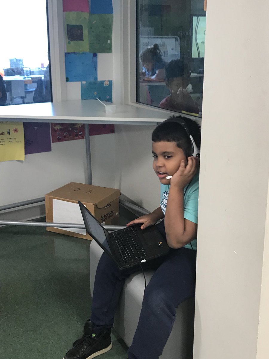 ncollier's tweet photo. Digital Writing with 4/5 @WESBearTracks was successful today!! #googlevoice #UDL  @lisaUNCWmom @irasocol @acpsedtech @pammoran https://t.co/2ZgQVa6W3m