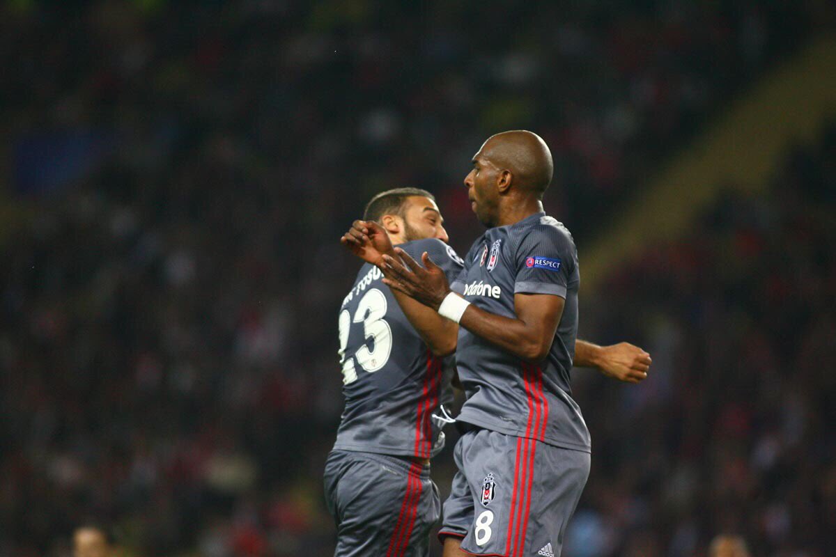 Besiktas's tweet photo. Cenk ile Babel'in alıştığımız gol sevinci 💥 #Beşiktaş #UCL #EqualGame https://t.co/g1FJKfFzQD