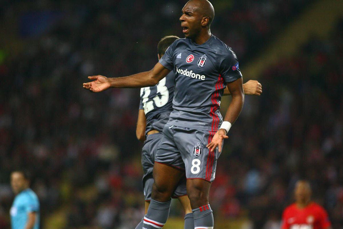 Besiktas's tweet photo. Cenk ile Babel'in alıştığımız gol sevinci 💥 #Beşiktaş #UCL #EqualGame https://t.co/g1FJKfFzQD