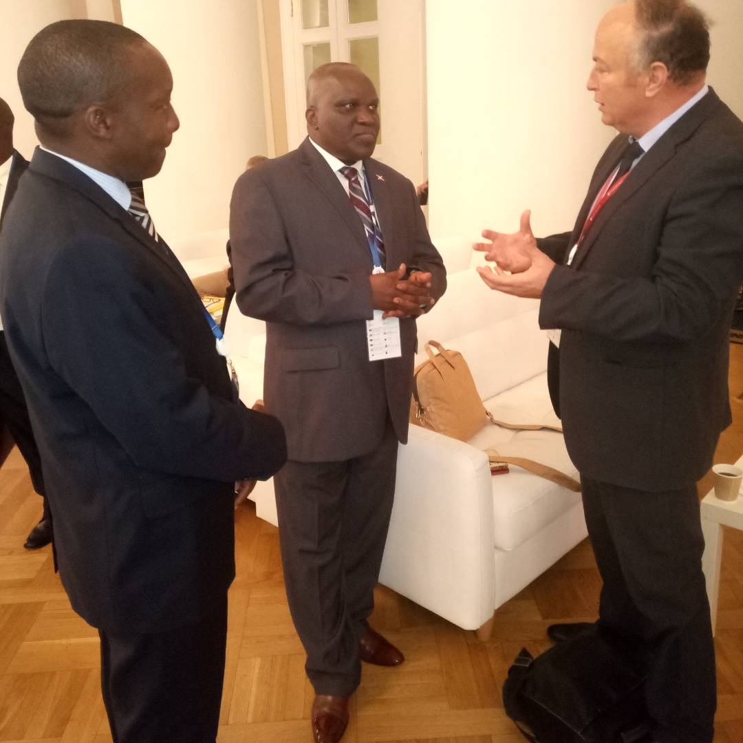 nshingamateka's tweet photo. 2 #UIP137 leurs entretiens étaient centrés sur le renforcement de coopération et échange d'expériences entre le #Burundi et la #Tunisie https://t.co/DbDfsuCD7X