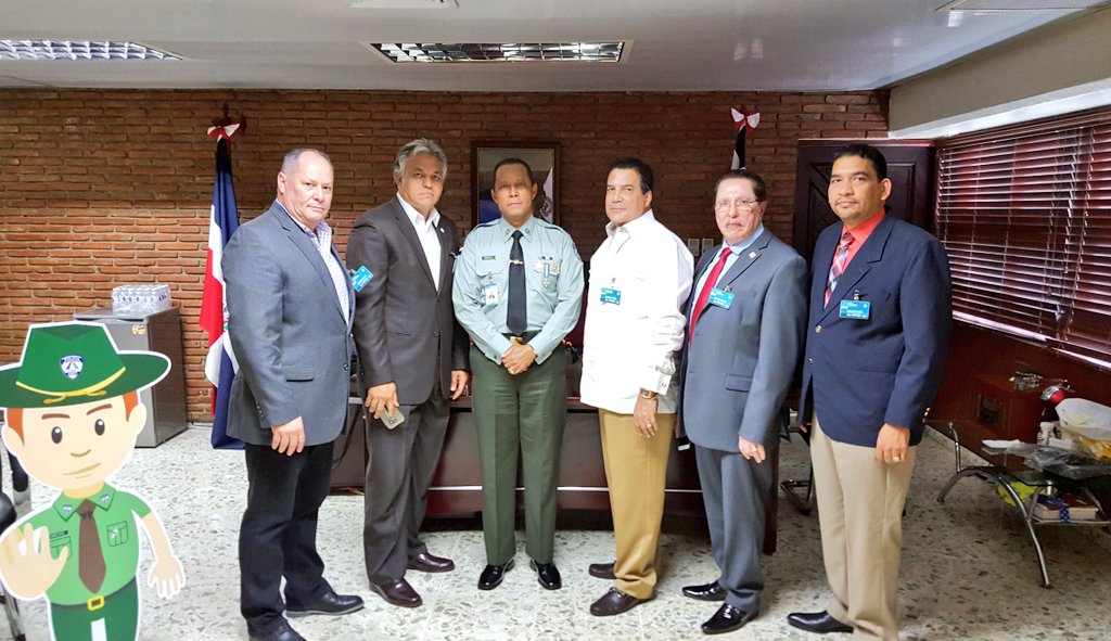 digesettrd_'s tweet photo. (2/2) Pdte. de #ADECI, José Fernandez, Luis Peña @AsocivuRD y Marcos Mora (Vp @anadivedo) trataron temas concernientes a dealers y Ley 63-17 https://t.co/PDfV5Nu0uR