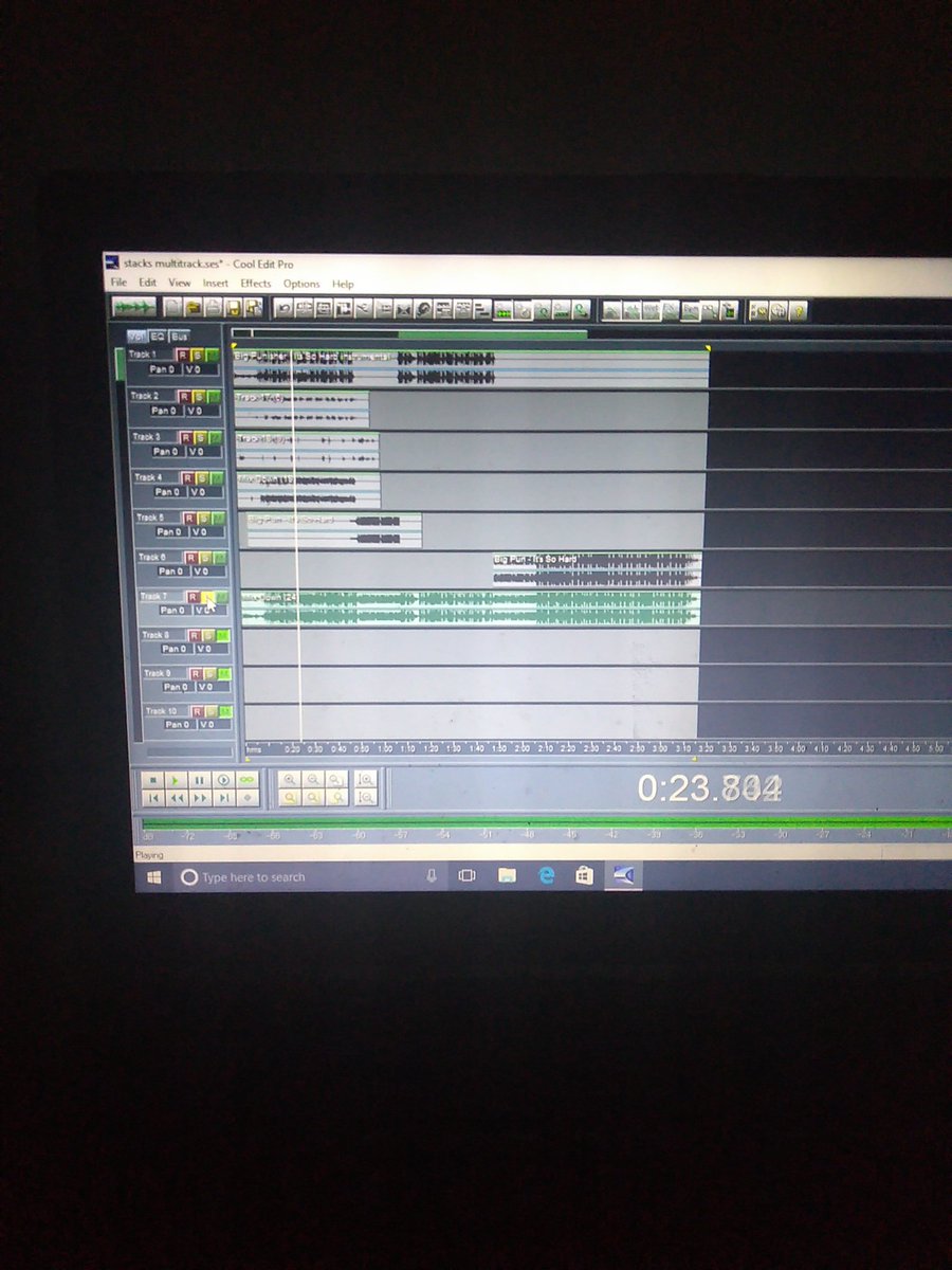 AnonymousRec1's tweet image. No time to play😉😉