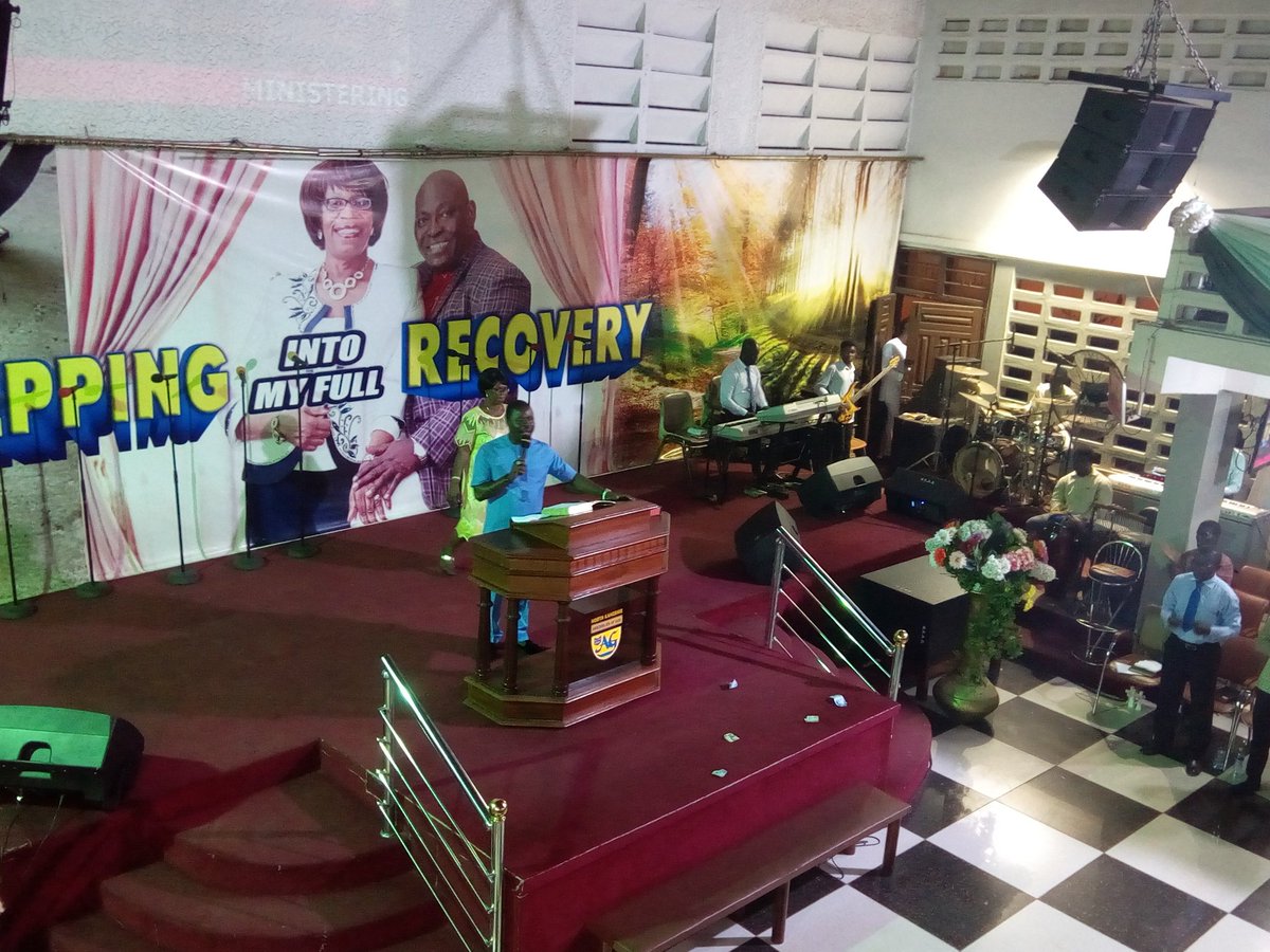 nkaglive's tweet photo. Prophet Anthony Oware mounts the podium.

God is preserving for you a secret... He prophesies.

Receive it now!!

#GGC17 https://t.co/ClcW8DalzH