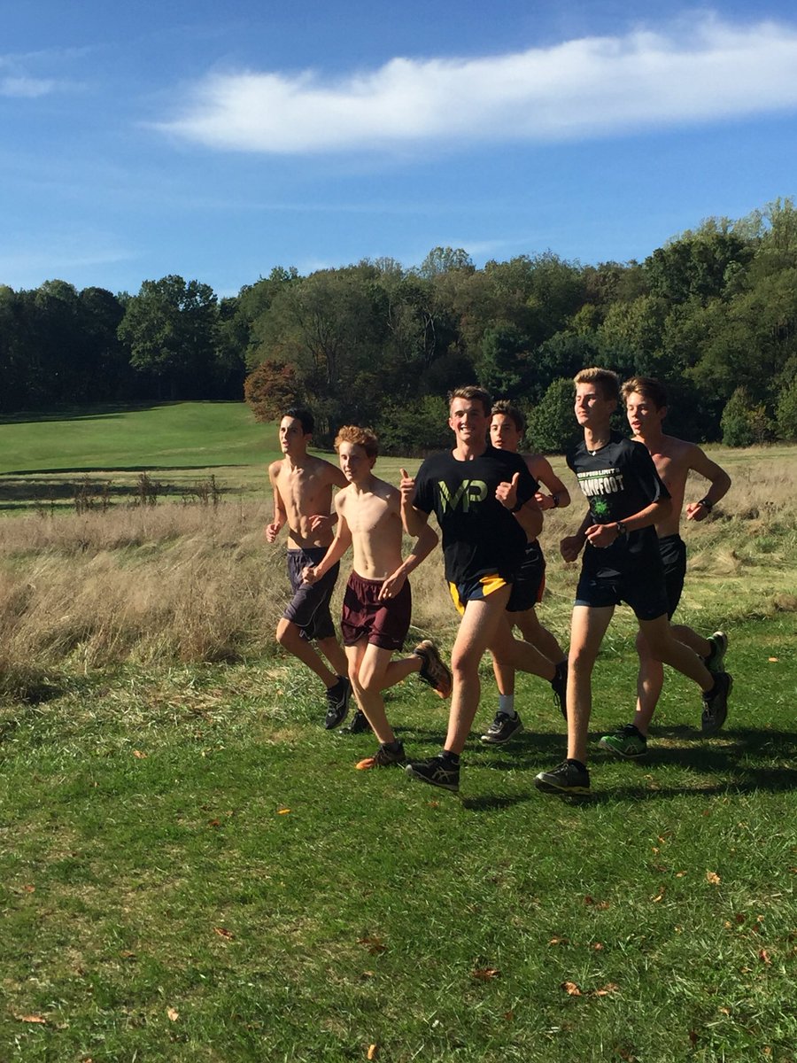 kloveless25's tweet photo. Another perfect fall day. Getting ready for Districts on Saturday. #Top5Teams #Top20Individuals #TallmadgeXC https://t.co/SVV4mS1XEg