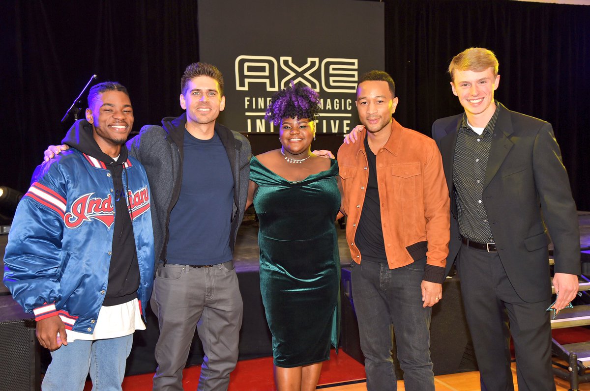 CarlosAGLive's tweet photo. These kids rocked it today at Centennial High School during AXE #SeniorOrientation #AXEPartner! So proud and inspired to see them share their thoughts on self-expression and inclusive masculinity in front of their entire school. #FindYourMagic (Photo by @merrittography) https://t.co/hgnUJy6Eel