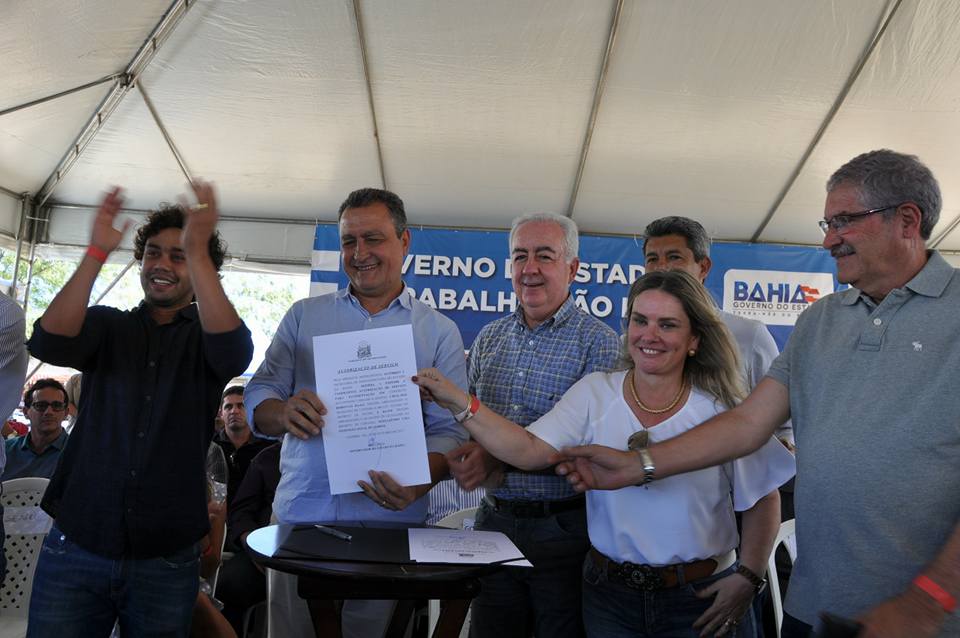 depivanabastos's tweet photo. Autorizada Ordem de Serviço (OS) para a reconstrução da BA 612 no trecho que interliga Candiba ao distrito de Pilões e a BR 122. https://t.co/nSO6G849Ta