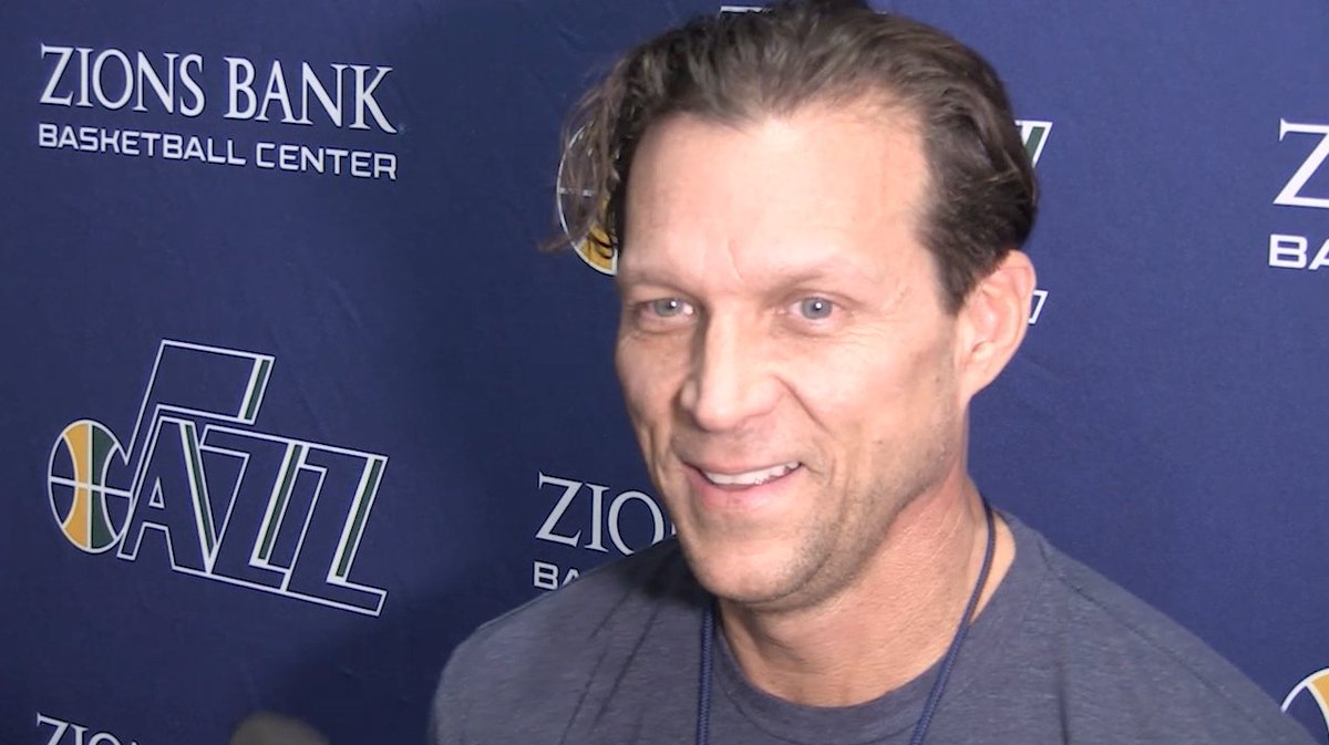 Head Coach Quin Snyder Practice Interview - 10.17.17  📽️: on.nba.com/2yuCYtw https://t.co/bTXfbQ45NP