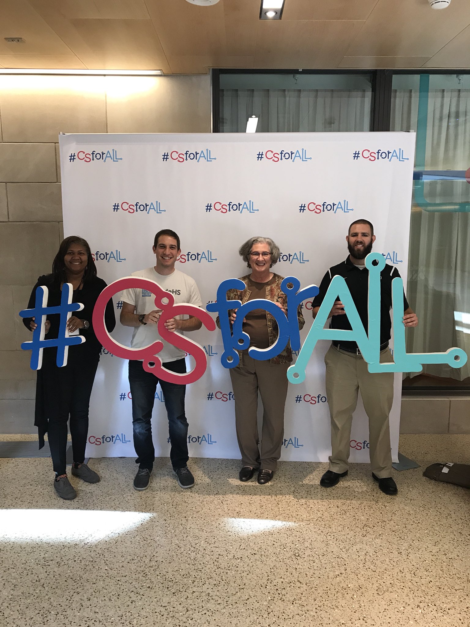 Tracy the Turtle (tracytheturtle) / Twitter