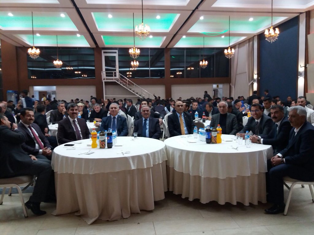 Feyat_ASYA's tweet photo. Gençlik ve Spor Il Müdürümüz Hamdullah KARDAŞ ile Ayşe kardeşlerimizin nikah akidlerini Mutluluk dileklerimiz ile gerçekleştirdik. https://t.co/G2RaMK6D6s