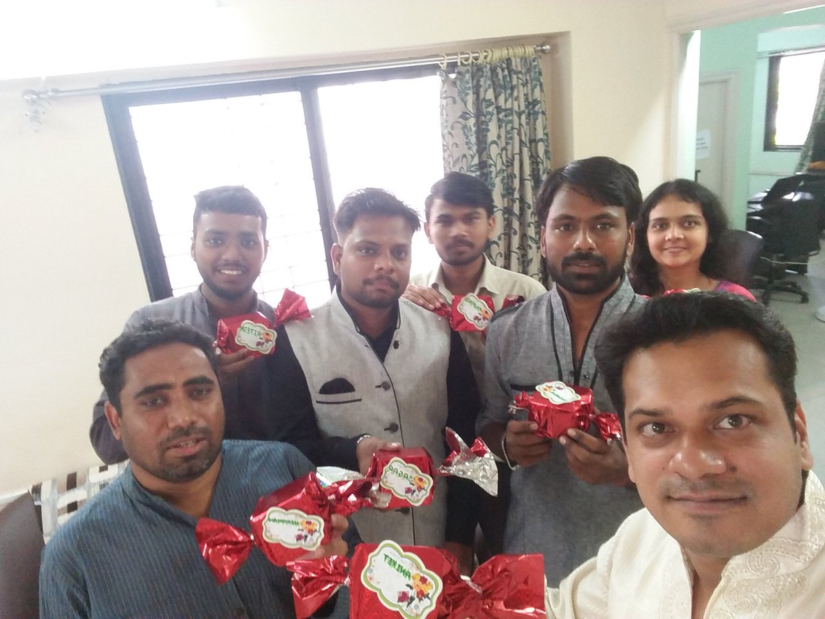 aptlogica's tweet photo. #Diwali2017 https://t.co/AyrQqYozQd