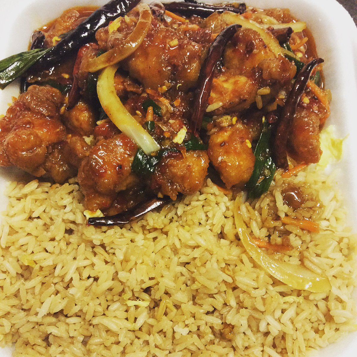 LilSzechuanAZ's tweet image. #6spicy 🌶 #generaltsochicken #spicyasianfood 🔥
@LilSzechuanAZ #tempe #asu ☎️ 480-966-7660 ☎️ @Eat24 #boldflavors #spicyfood #madetoorder 🇨🇳🌵