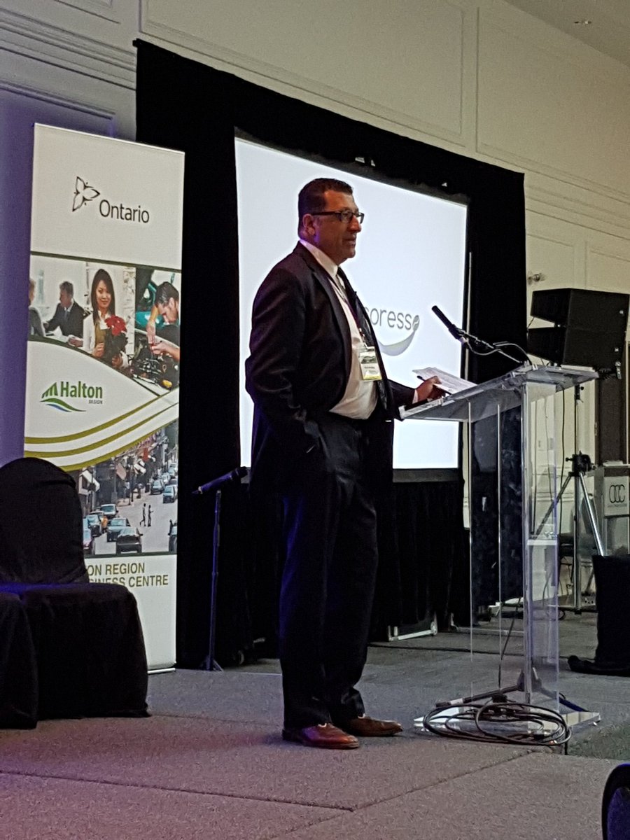 LucieLalumiere's tweet photo. Pitching an app for remote monitoring of the health of the elderly @RickMenassa @iCare_Health #HaltonFutures https://t.co/VpqlXva3gm