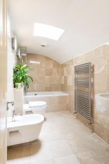 Londonproperty8's tweet photo. Big demand for #luxury #London flats with #topspecification #bathrooms and #kitchens in #prime areas such as #onslowsquare. Contact via DM https://t.co/l5VFnKXZnl