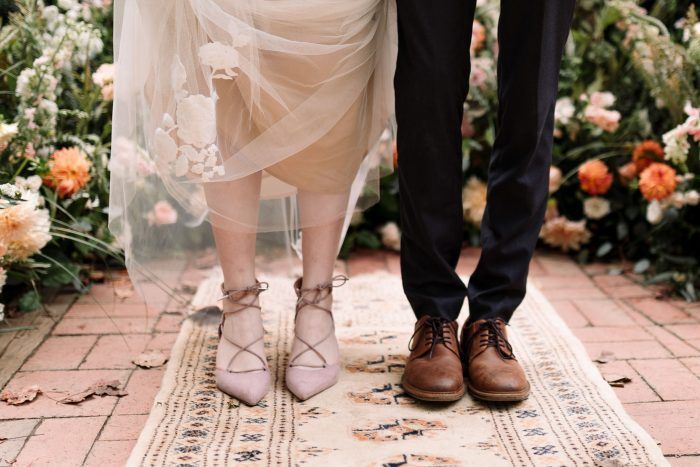 Today's sweet peach + blush #wedding inspo is straight out of a fairytale→ buff.ly/2yrSSn6 Image by Tara Tomlinson Photography