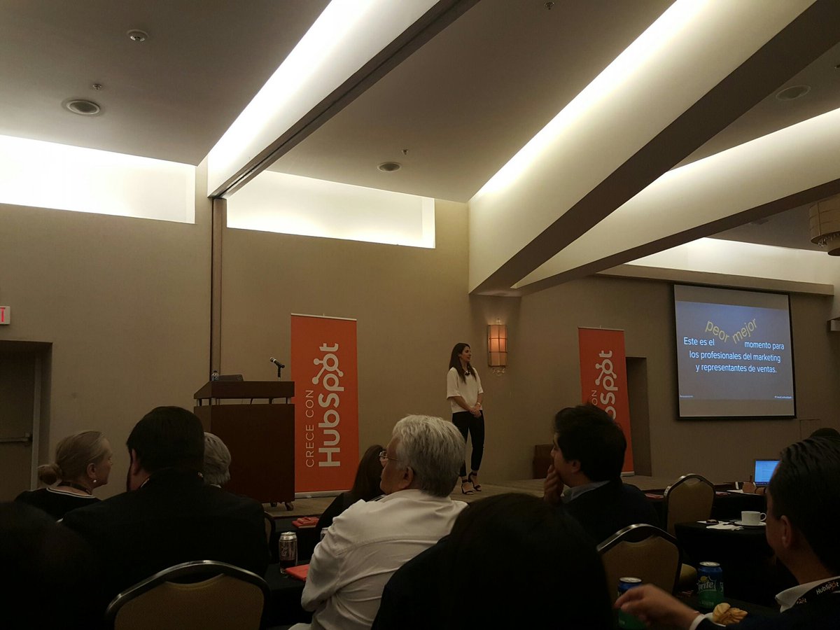 HecBadillo's tweet photo. En el evento de #CreceConHubspot https://t.co/b5qazkQXyv