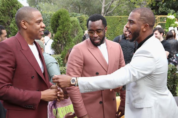 2DopeBoyz's tweet photo. An upcoming documentary shines a light on Chris Paul's (@CP3) decision to play for the Rockets, with JAY-Z: https://t.co/Itkb5DKYi6 https://t.co/oRQbIB8QYh