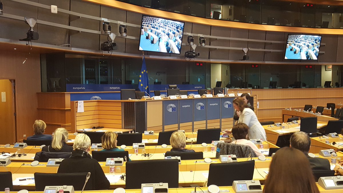 ZHAS00's tweet photo. Marking 10yrs of reserved number range for #childhelplines in Europe. Inspiring keyote by Commissioner Vera Jourova https://t.co/Ni0xRB2KN0