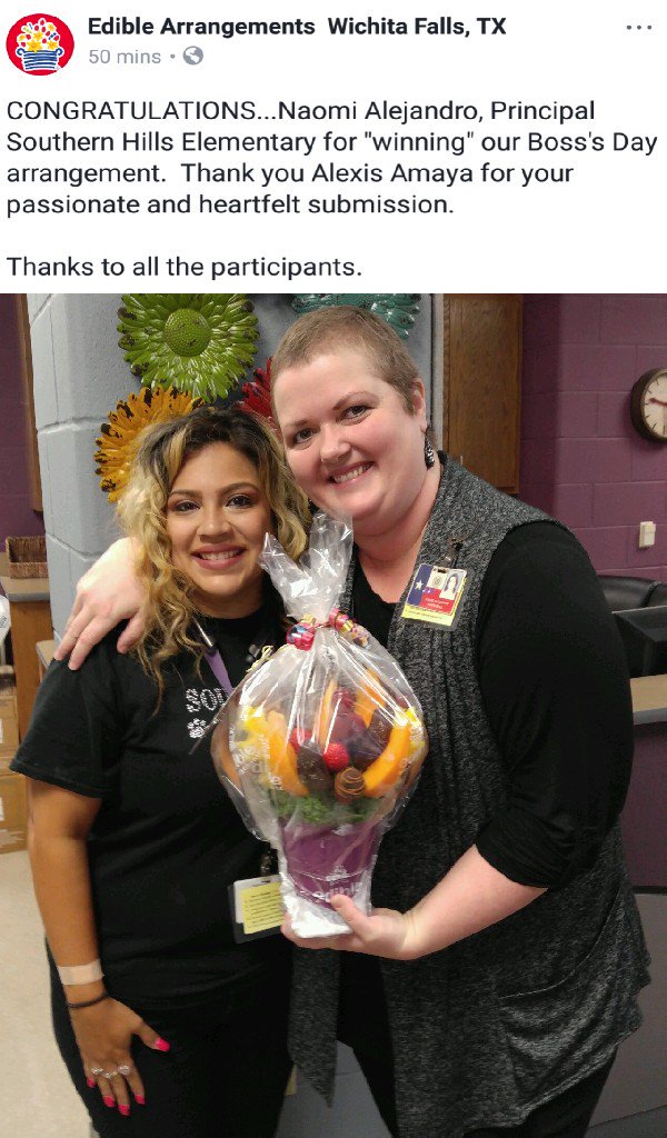 SHCoachAlexis's tweet photo. We are lucky to have an Amazing Boss @naomialejandro @SouthernHillsWF https://t.co/iq6Ypk5yfw