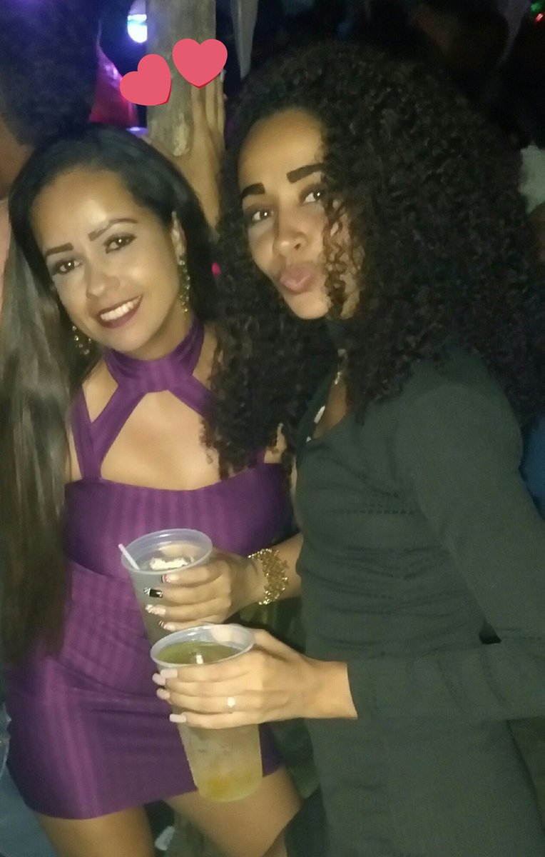 Taurina_carioca's tweet photo. Minha aliada 😍 @bettacampista #Embrazando rs #replay ✌😀 https://t.co/RUg0J0CtPR