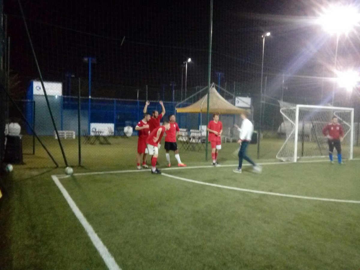 Atle2000a5's tweet photo. Allenamento in vista del match casalingo di Sabato prossimo contro il Delle Vittorie. @Calcioa5Live @Gaz_Reg @TiroLiberoWeb @DivCalcio5 https://t.co/GJkqvKdLdY