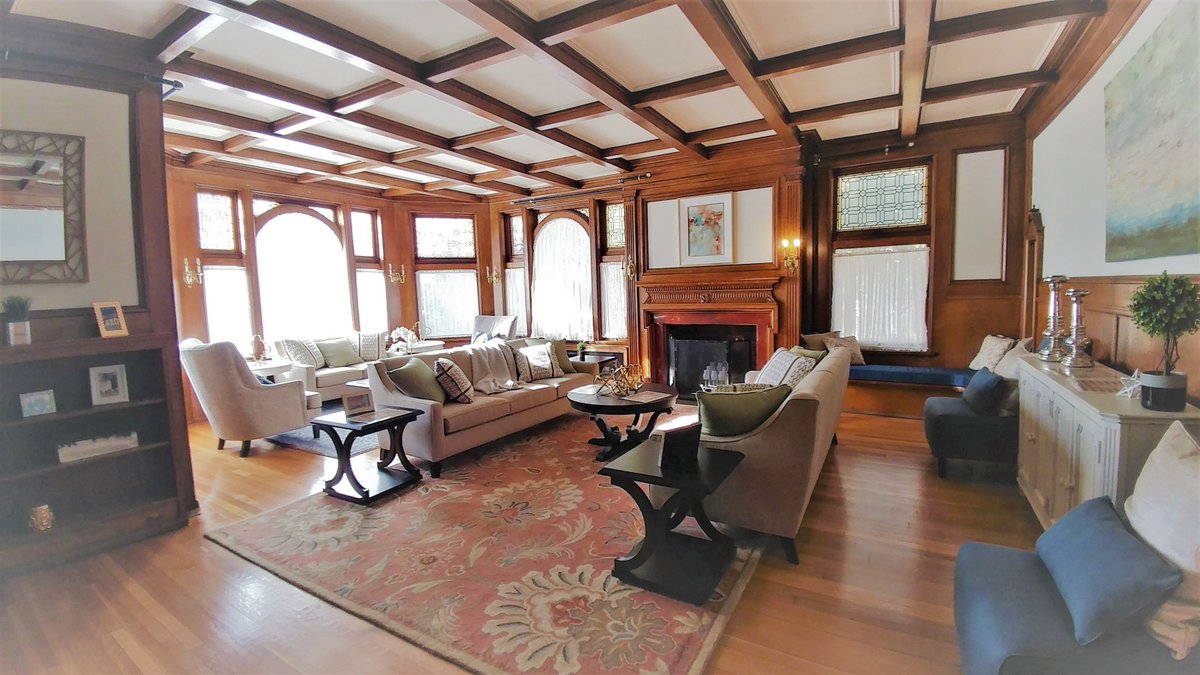 Alpha Chi Omega tweet media