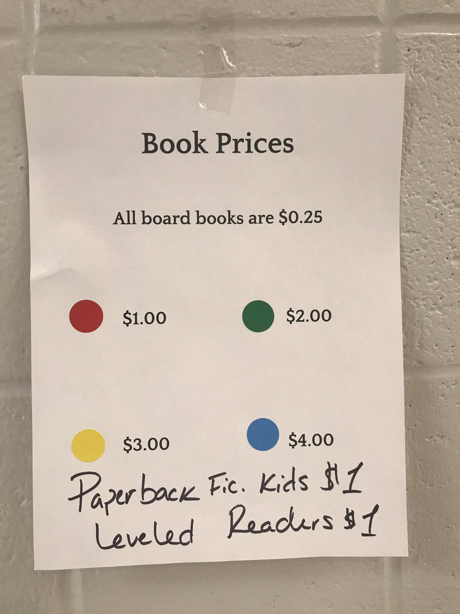 Come one, come all - lots of great books all in the Elementary school halls!  3:30p-8p today and tomorrow #HollistonPTO