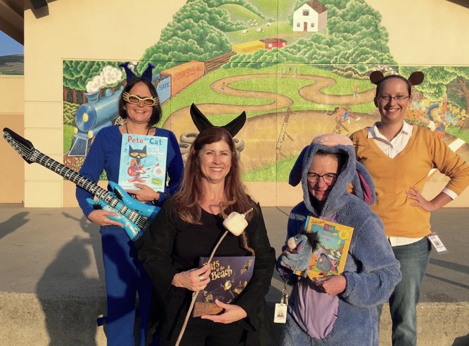 SpangerKinder's tweet photo. Character Day at @rcsdspanger 
"Pete the Cat: Rockin' in My School Shoes"
"Bats at the Beach"
"Pooh: Weather or Not"
"Arthur's Pet Business" 
#KindergartenTeam #RCSDchampions #CharacterDay #whoisyourfavoritecharacter https://t.co/6YaQzoKrhn
