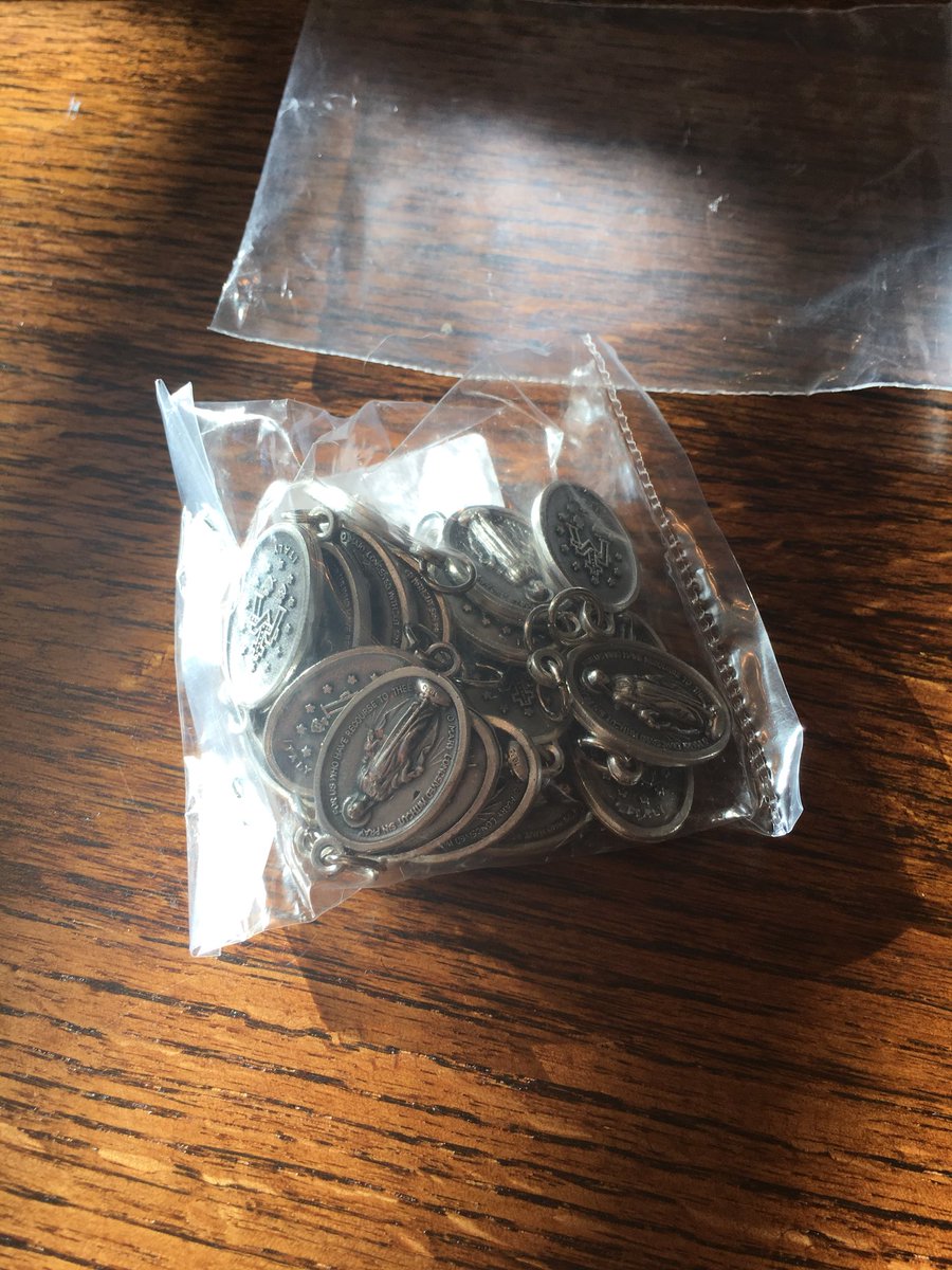emmaline234's tweet photo. Bonus Mary miraculous medals in my St Genesius order. #thankscatholics https://t.co/IZIkjsCfXs