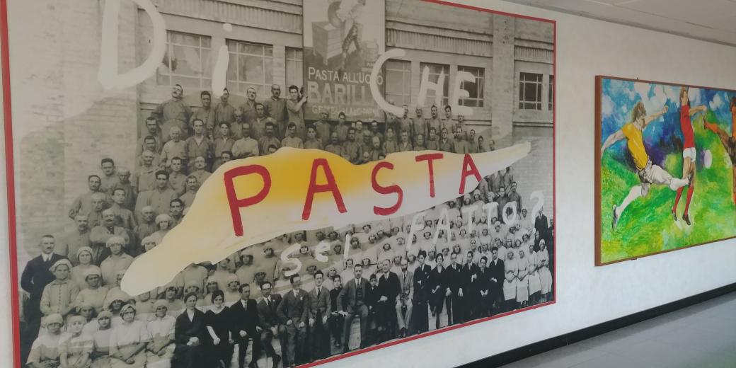 Bestofitalyinus's tweet photo. #WorldPastaDay question: 
is it better to eat #pasta or #makepasta ? From #Parma #Italy I will say both 😀 
#Tortelli  #enjoylife https://t.co/ZXlYPeCT3Y