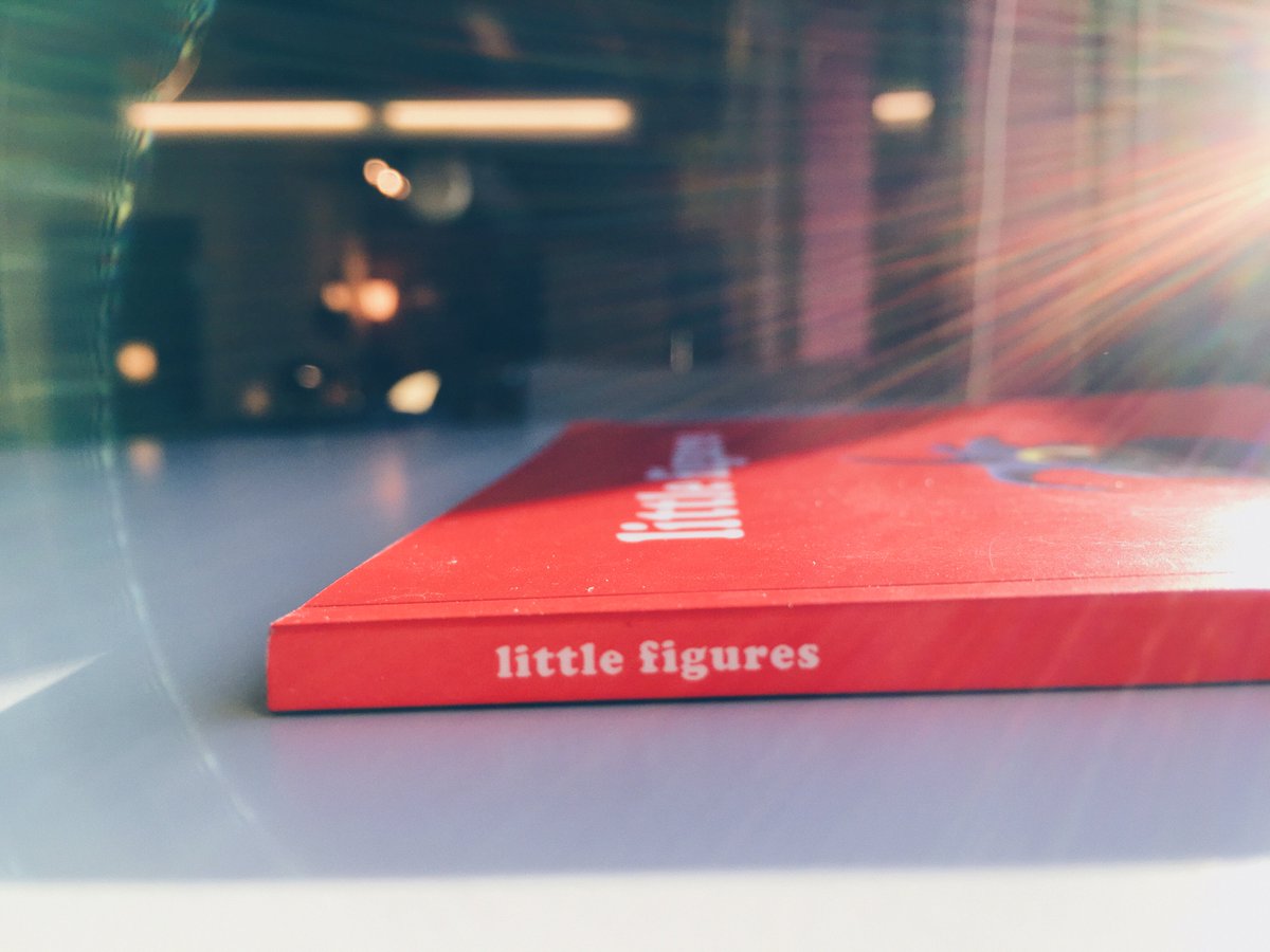 bobjinx's tweet photo. I have a new book for MICE. It has a spine. https://t.co/Q0kkjNyeo2