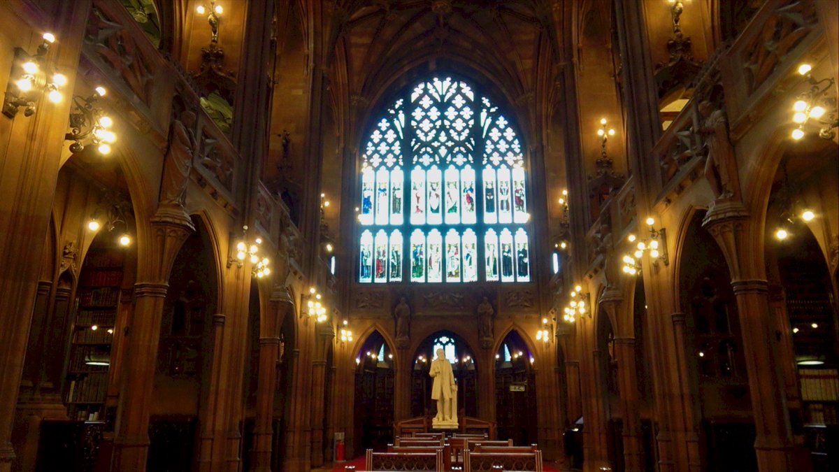 helloiamruben's tweet photo. Un rápido paseo ha sido suficiente para saber que Manchester va a gustarme mucho. #OMGB #ExploraGB https://t.co/dlEPvBrU0d