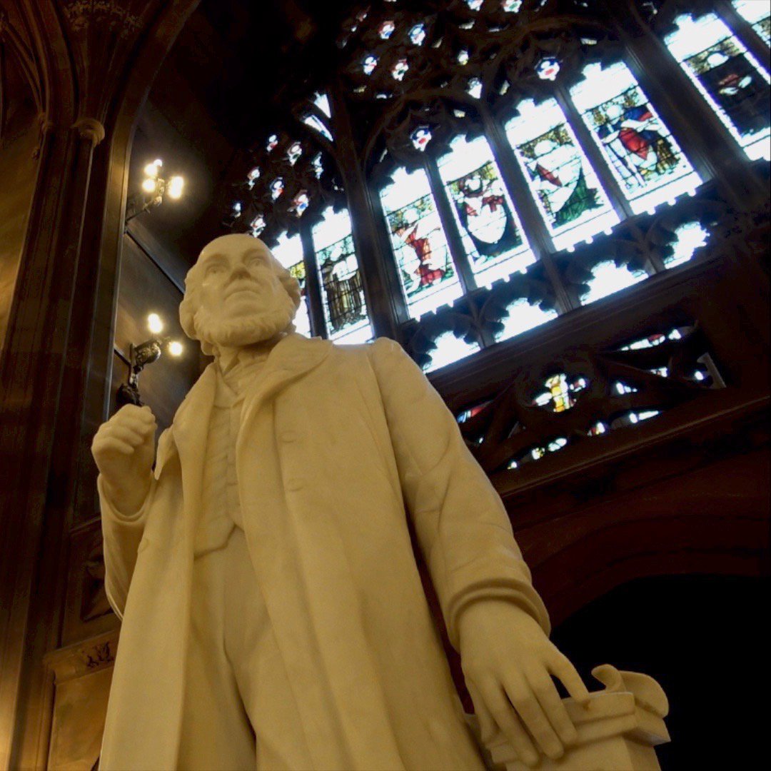 helloiamruben's tweet photo. Un rápido paseo ha sido suficiente para saber que Manchester va a gustarme mucho. #OMGB #ExploraGB https://t.co/dlEPvBrU0d