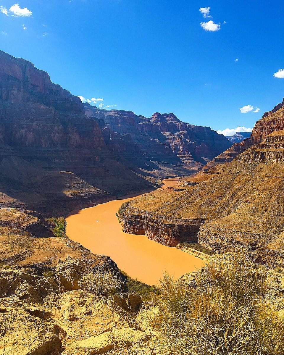 thenenesworld's tweet photo. What an amazing time IN the #grandcanyon .. thank you to @SundanceHeli  for the exceptional experience and ride from #Vegas #TravelTuesday https://t.co/KkkJ18q3Sw