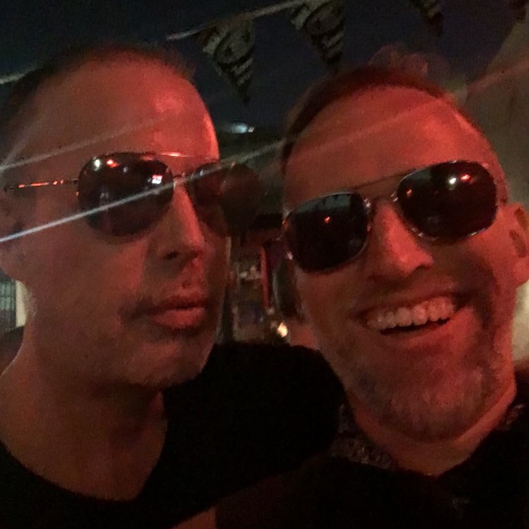 CojoAF's tweet photo. Modeling twins. We do everything except adult entertainment (and that's negotiable too). #sunglasses #aviators #cojostyle #cojo https://t.co/Fbc48oUTPV