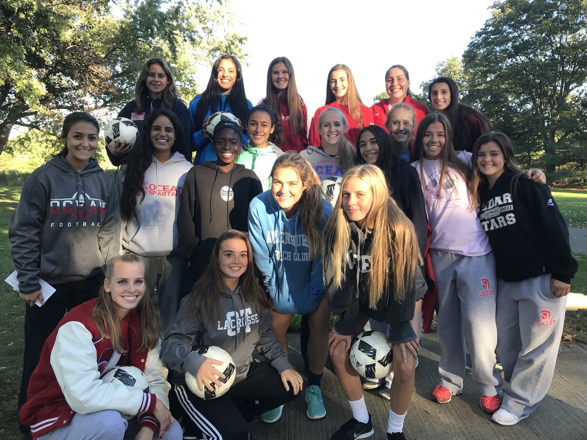 OTGSoccer's tweet image. A great day together playing soccer golf w/ our soccer family! ⚽️⛳️#loveservecare