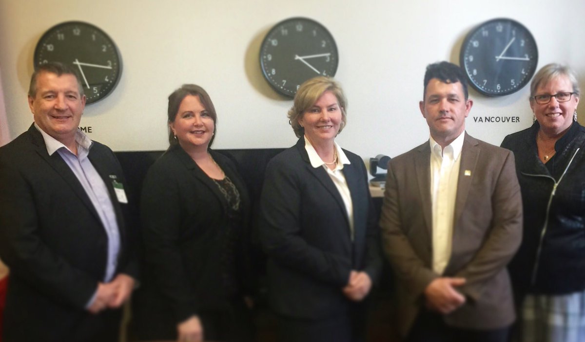 SJ_REALTORS's tweet photo. Our third and final #CREAPAC17 just wrapped! Thank you, @KarenLudwigMP, for your time & especially for your obvious passion for your riding! https://t.co/vtvO1jT5Sv