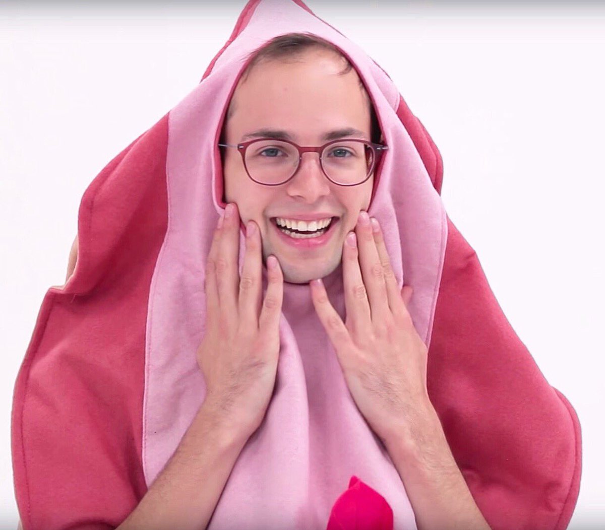 korndiddy's tweet photo. Halloween is only 2 weeks away.

Me: https://t.co/azaBgwKkF7