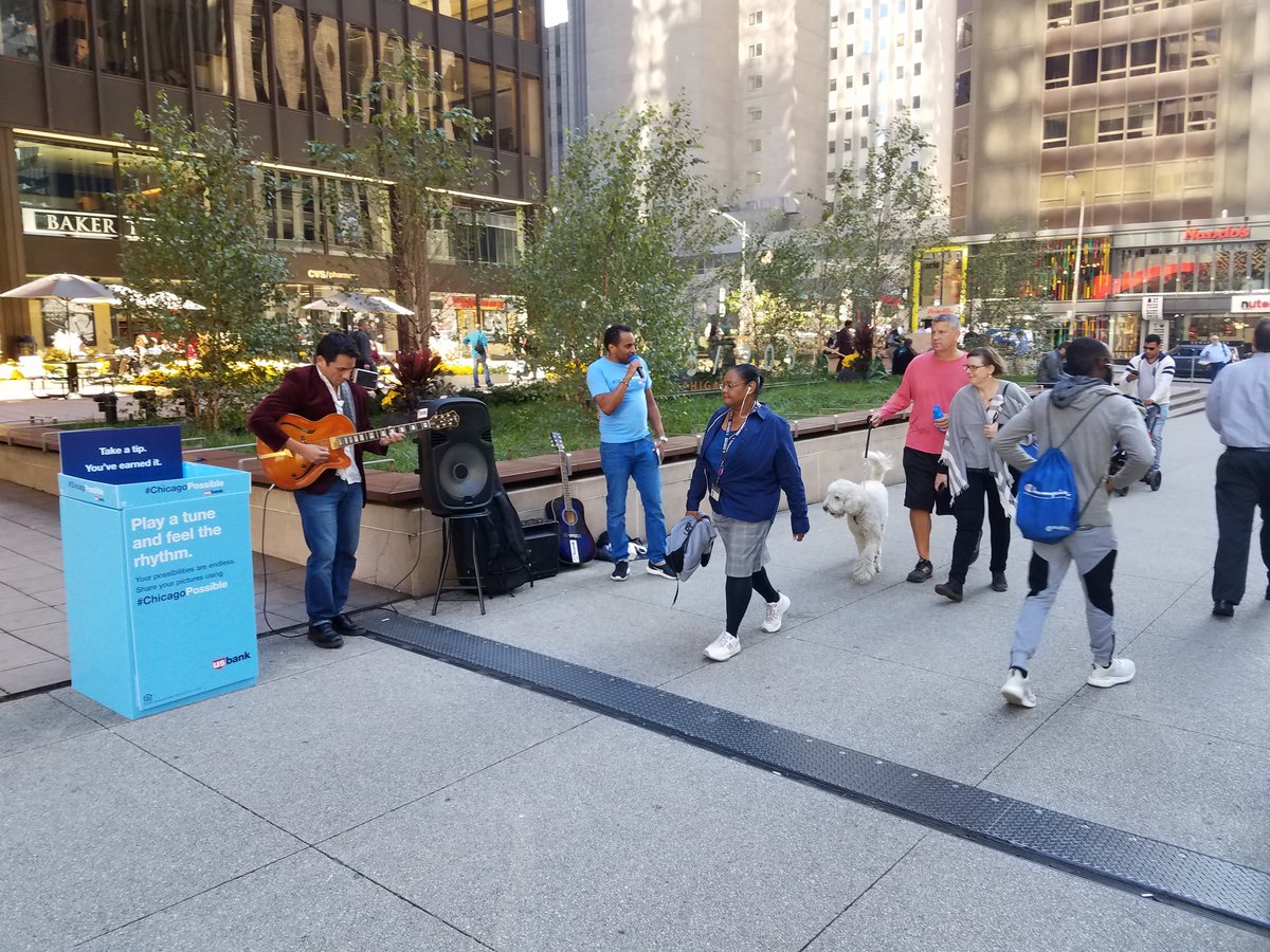 KENARD's tweet photo. Check out Chicago street performers on your commute 11a - 1p, 3p - 5p, possibility around every corner Oct 17 - Nov 3rd #ChicagoPossible https://t.co/Rzc8vdHq3c